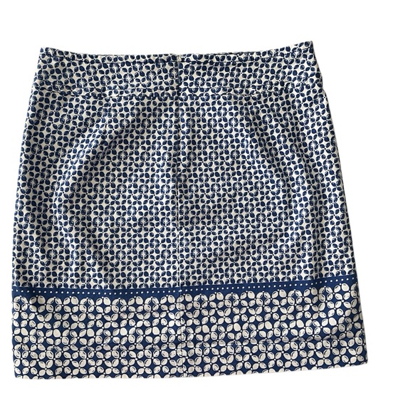 TALBOTS 2 PETITE PERIWINKLE BLUE AND WHITE SKIRT - Picture 2 of 5